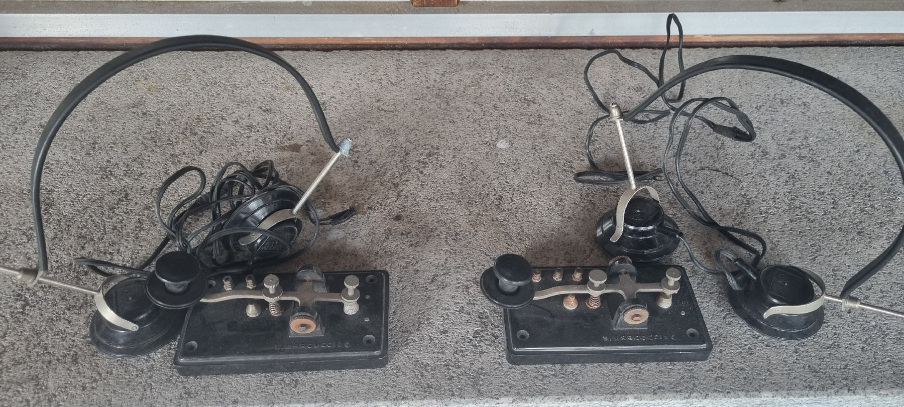 Tutti gli attrezzi: 2 Tasti Morse con auricolari a bacchetta – Usato da Ligornetto venduto da nic_rp2g 2