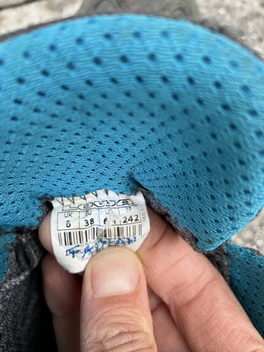 Lowa Schuhe für Jungen: Kinder Wanderschuhe Lowa Gr. 38 – Gebraucht aus Basel von Nautilus123 2