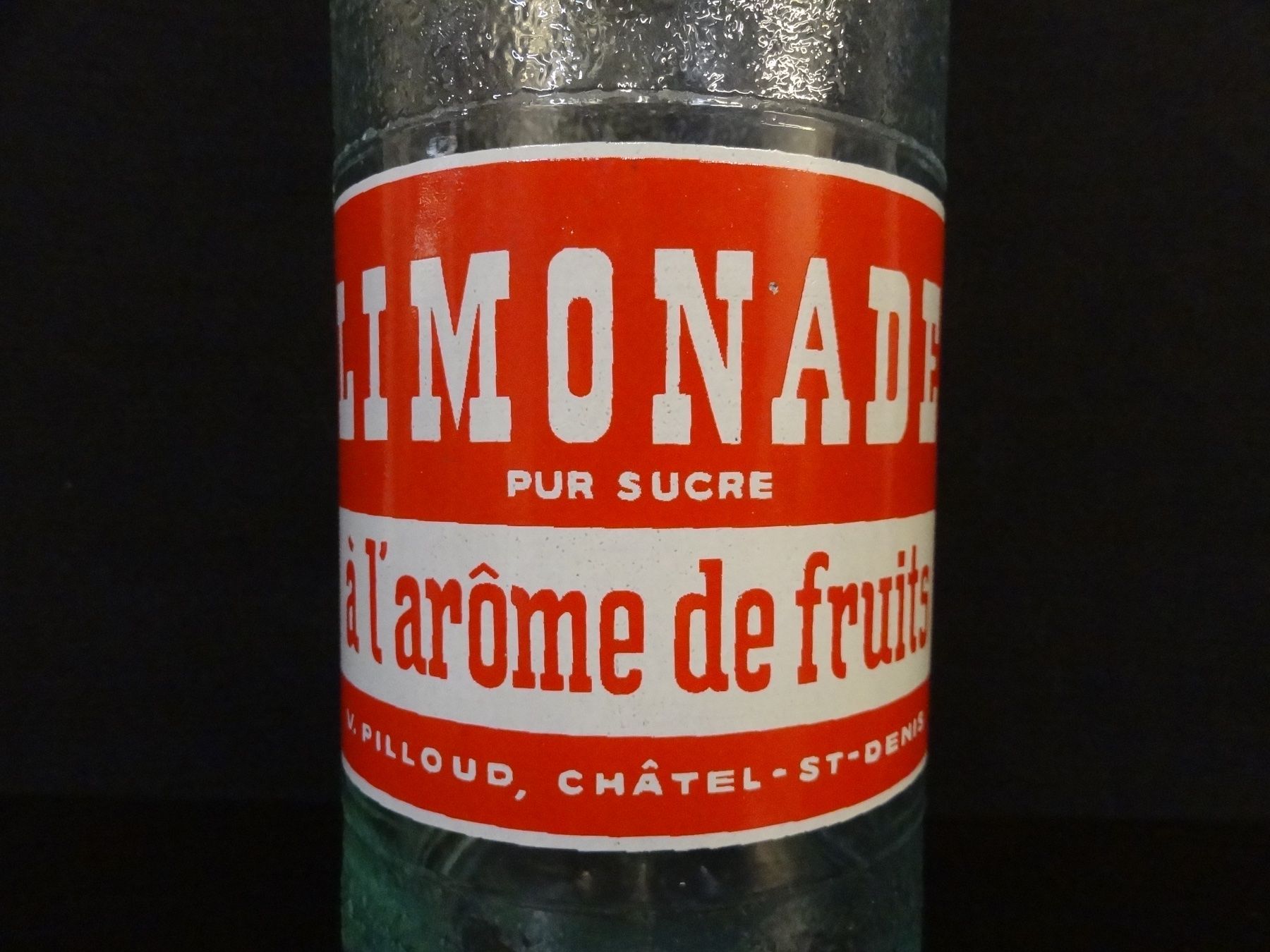 Bicchieri, Caraffe & Bottiglie: Flasche LIMONADE PUR SUCRE V. PILLOUD CHÂTEL-ST-DENIS 1955 – Usato da Kerzers venduto da Flaschenposten 2
