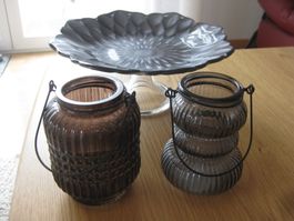 Schöne Glas Schale mit Fuss und 2 Glas Teelichter