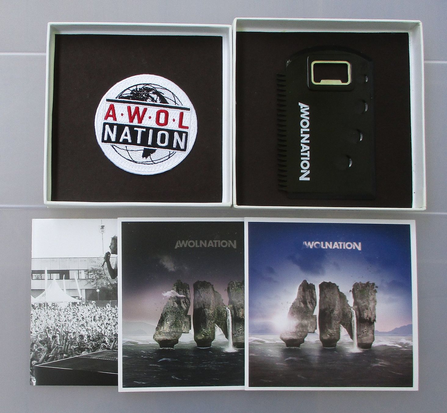 CD: AWOLNATION - Megalithic Symphony - Deluxe 2-CD Box Gadgets – Usato da Wattwil venduto da Muriel11 2