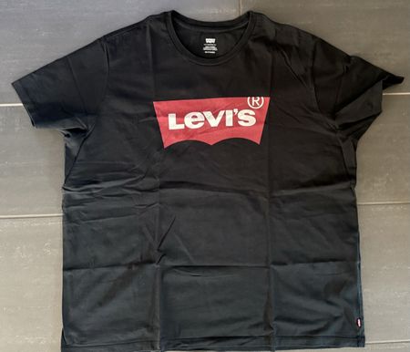 T-Shirt Levi's schwarz mit Logo Grösse XXL neuwertig