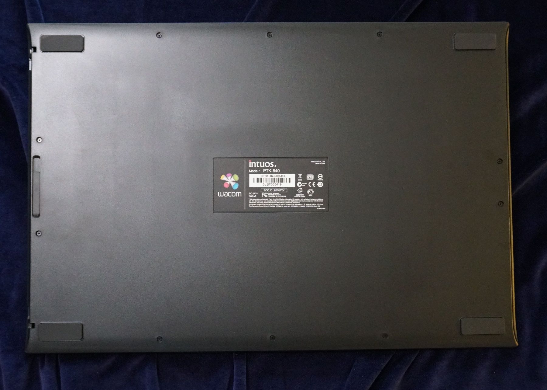 Wacom Tablet PC: WACOM- Intuos 4, L (Larg) – Nuovo (secondo la descrizione) da St. Gallen venduto da Acer0110 1