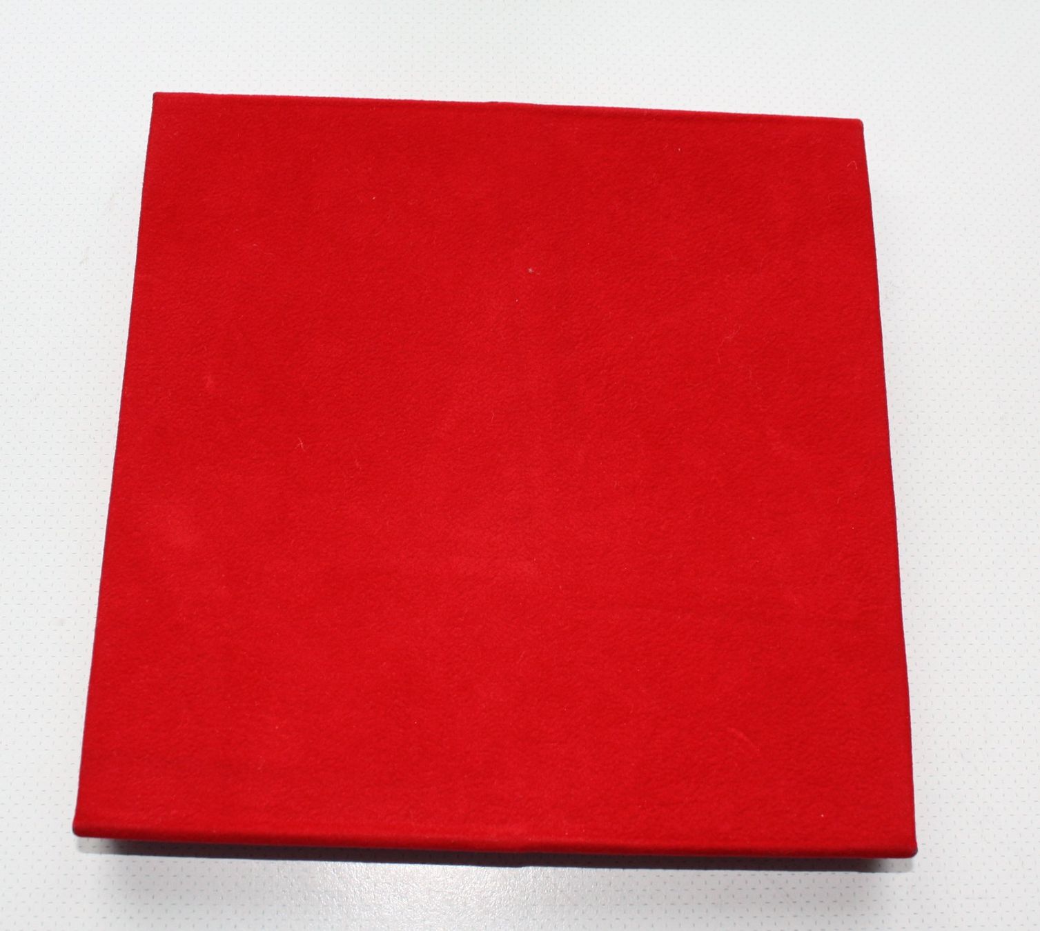 Schmuckkästen: Original La Piece Schmuckschatulle, Rot – Gebraucht aus Wettingen von Licht08 3