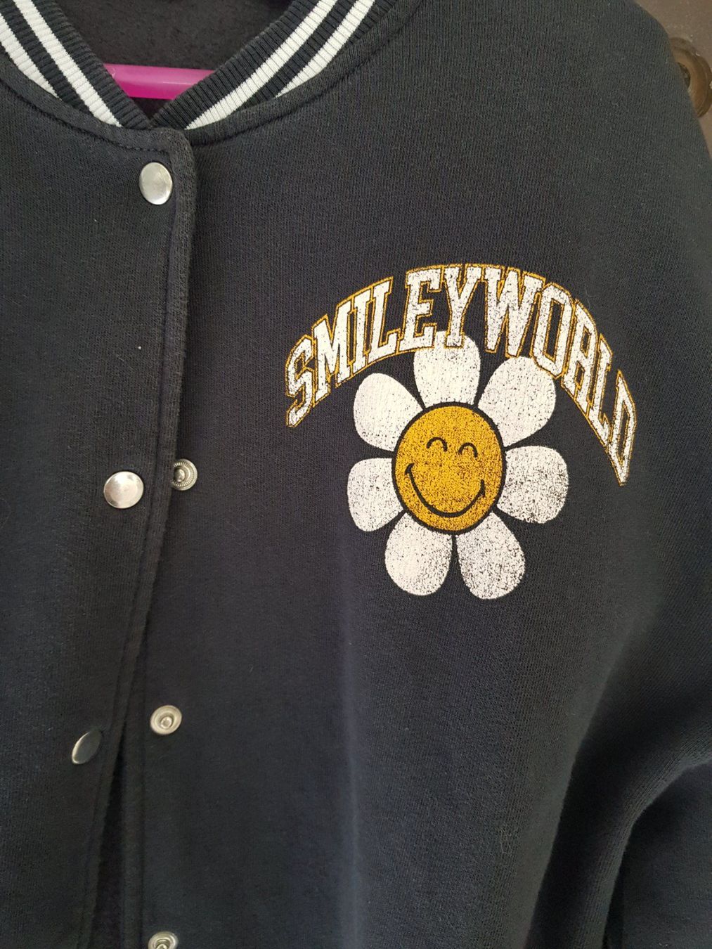 H&M Jacken & Mäntel: MÄDCHEN BASEBALLJACKE MIT SMILEY PRINT – Neu (gemäss Beschreibung) aus Root von LifestyleAccessoires 3