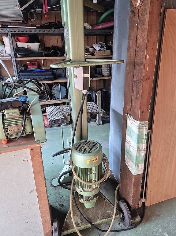 Tutte le macchine: Holzspalt Maschine – Usato da Kestenholz venduto da fiatsubi 1