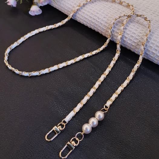 Altro in  Abbigliamento & Accessori: sangle en cuir pour téléphone portable, perle initiée unique – Nuovo e nell'imballaggio originale da Marly venduto da may_j75b 1