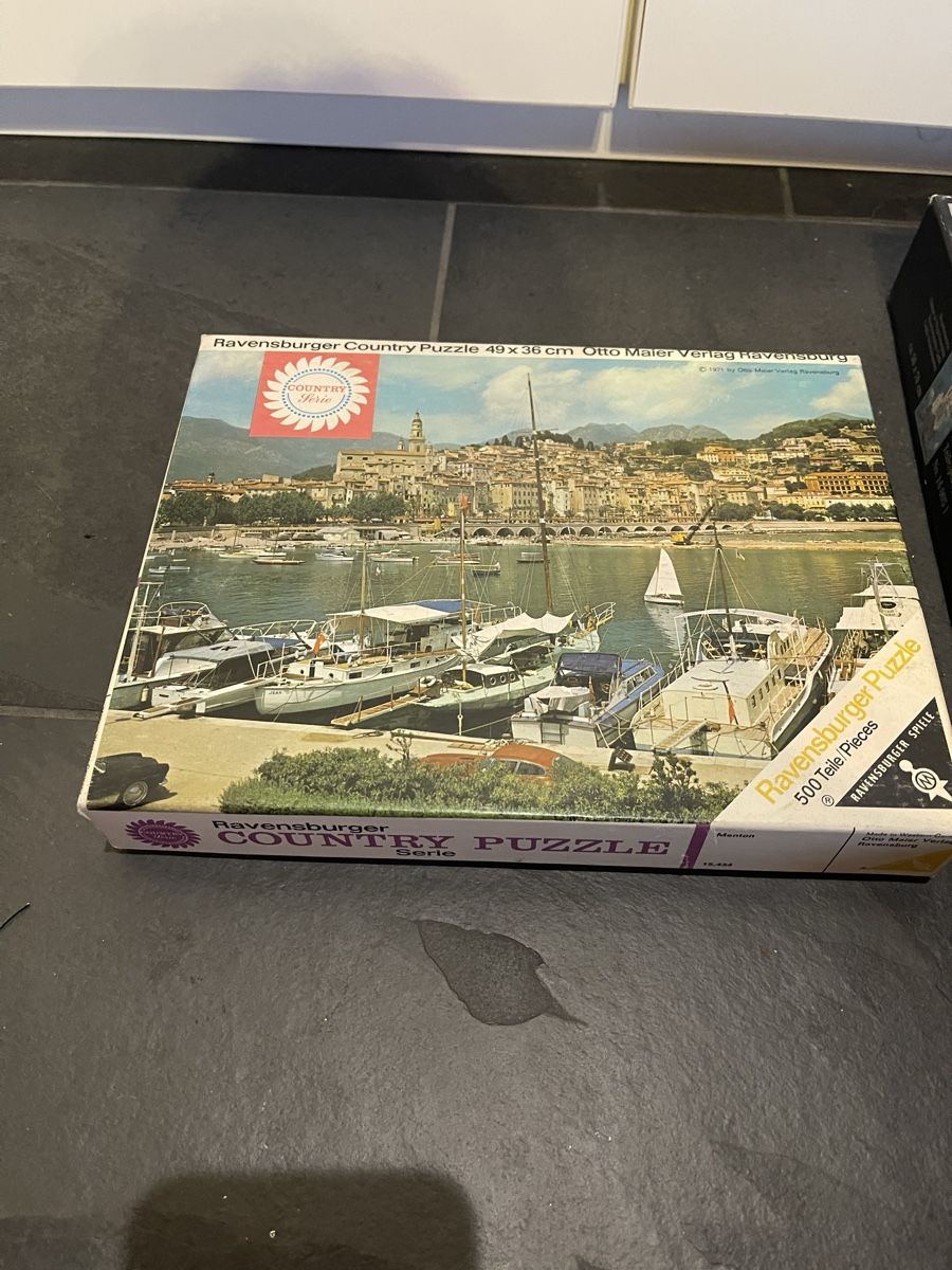 Ravensburger Puzzle: 2x Ravensburger Puzzles unvollständig – Usato da Bassersdorf venduto da Sandy456 2