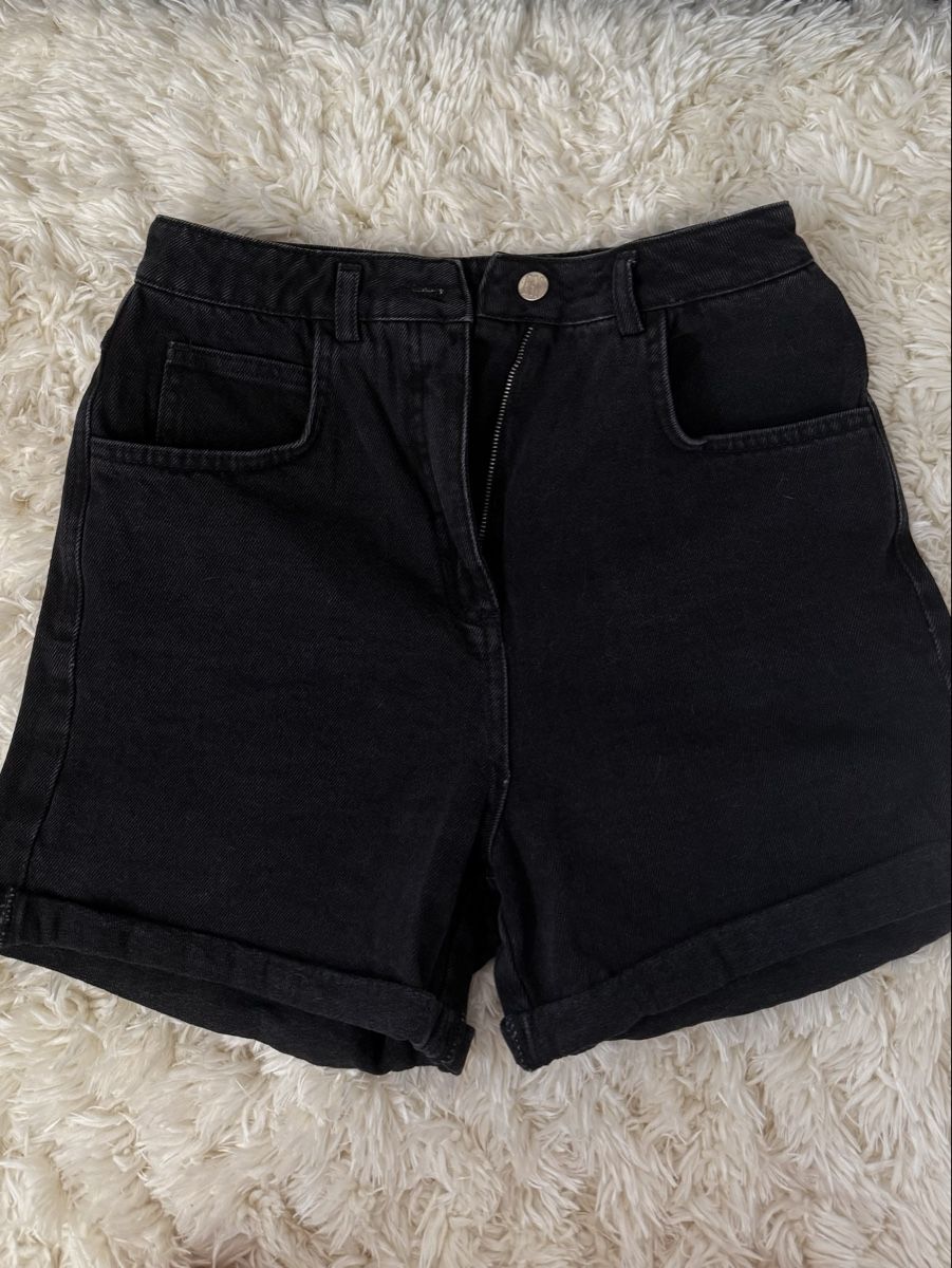 Pantaloni: Short Reclaimed Vintage W28 – Nuovo (secondo la descrizione) da Forel (Lavaux) venduto da julie13
