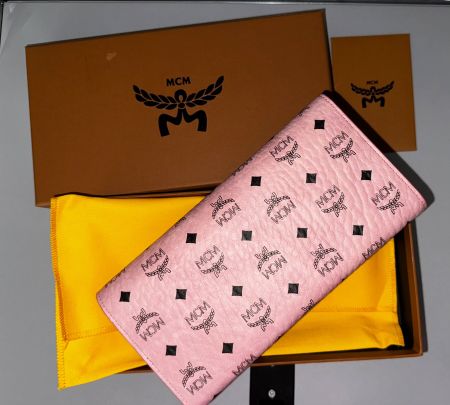 MCM Portemonnaie AREN Visetos Monogramm Nappaleder Rosa NEU