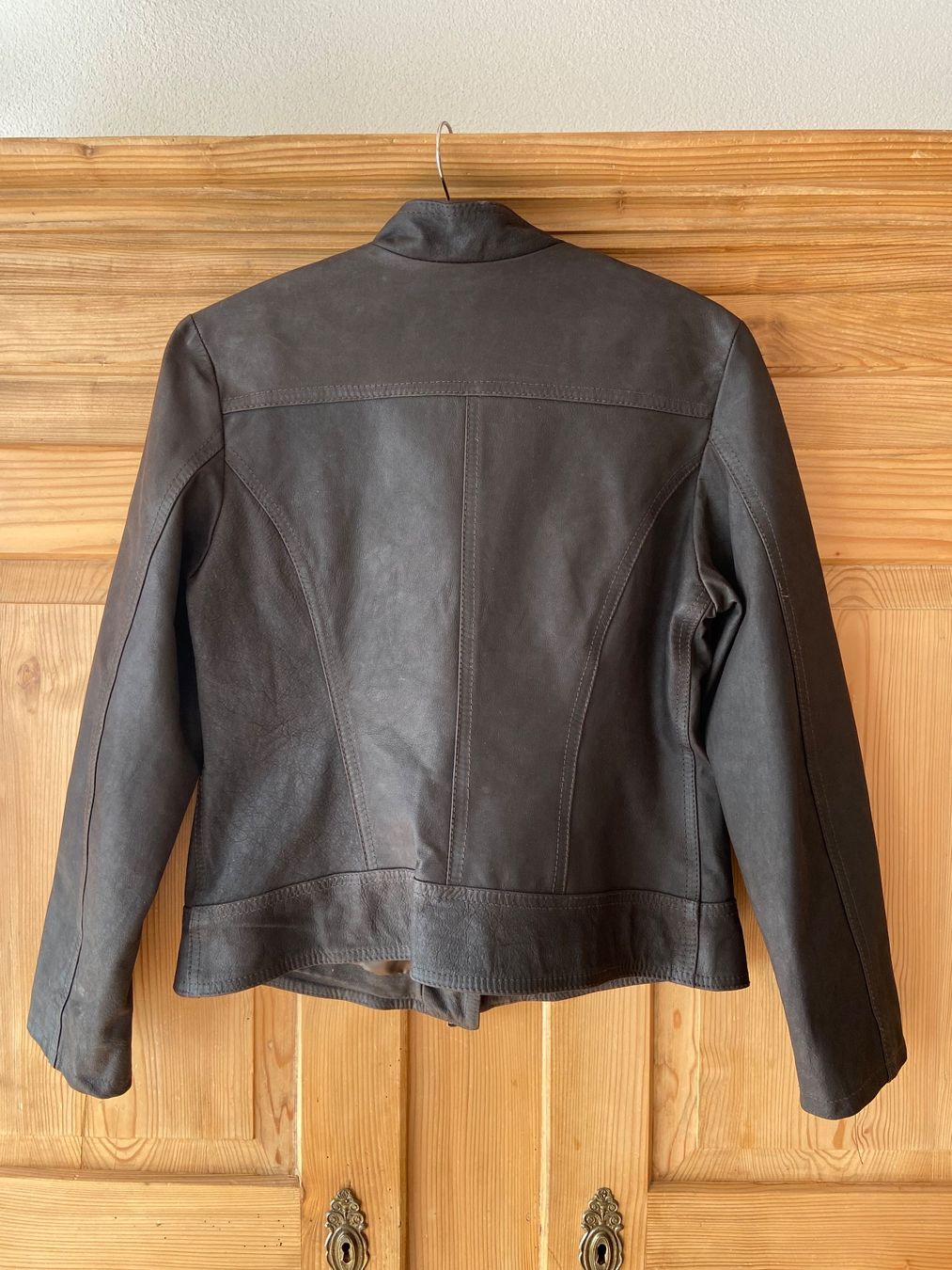 Jacken: Lederkurzjacke Braun – Gebraucht aus Wilderswil von leh_9hxp 9