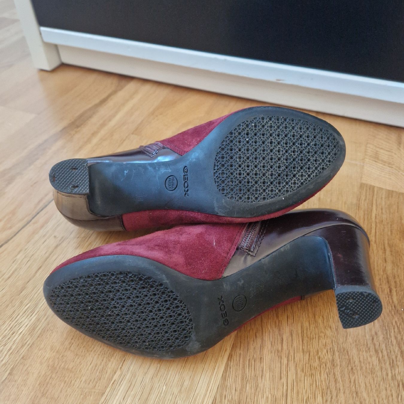 Geox Scarpe da donna: Pumps Gr. 38,5 rot Wildleder Geox – Usato da Frenkendorf venduto da gca_d2qp 2