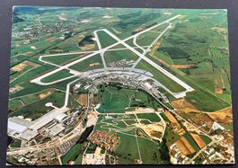 Zürich. Airport, Flughafen/ Luftbild Photoswissair ca. 1970