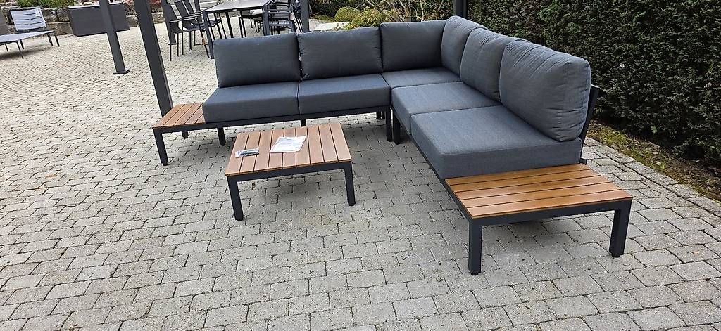 Divani: Gartenlounge neu – Nuovo e nell'imballaggio originale da Lützelflüh-Goldb venduto da Rampenverkauf_72_ 3
