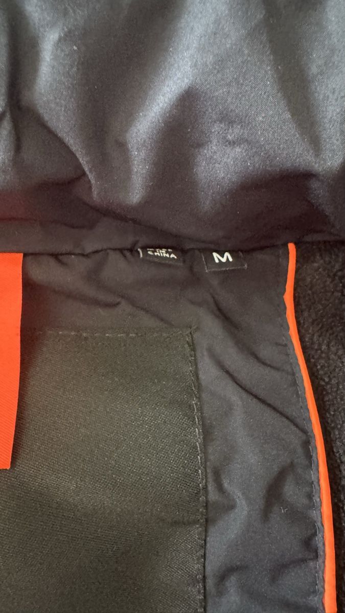 Superdry Giacche: Winterjacke Super Dry Gr.M – Usato da Moosseedorf venduto da mswalker 5