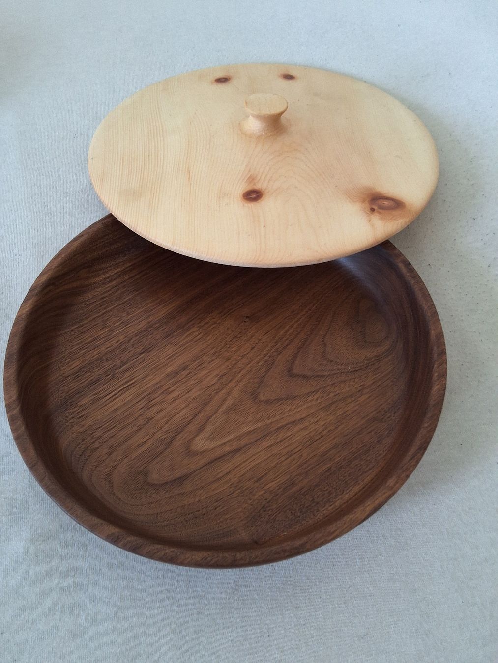 Articoli in legno: Nussbaumdose mit Arvendeckel – Nuovo (secondo la descrizione) da Birrwil venduto da and_bp8z 1