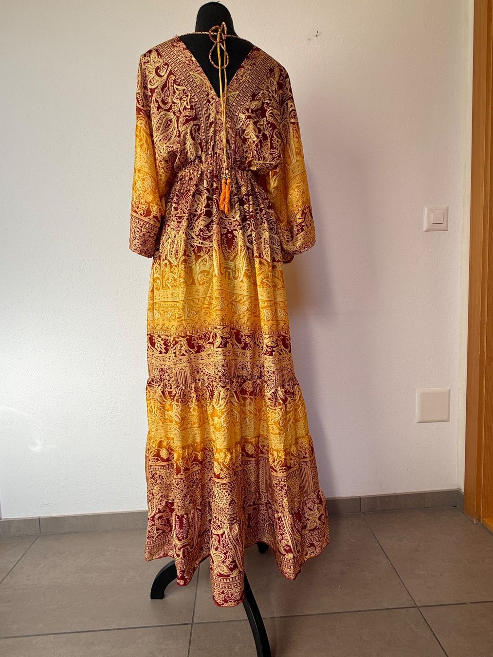 Robes: Boho Maxiszufenkleid aus Seide – Neuf (Voir description) à Sigriswil par ck56 1