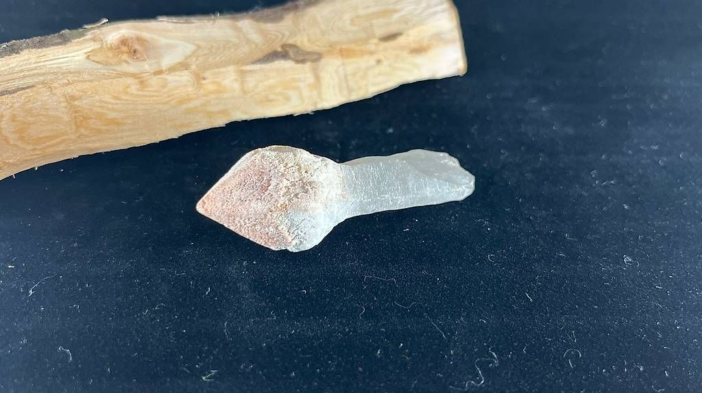 Minerali & Pietre curative: cristal de roche sceptre – Usato da Ballaigues venduto da valfleur 2