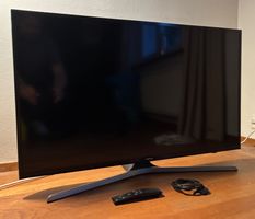 Samsung Fernseher mit Fernbedienung, gebraucht, schwarz