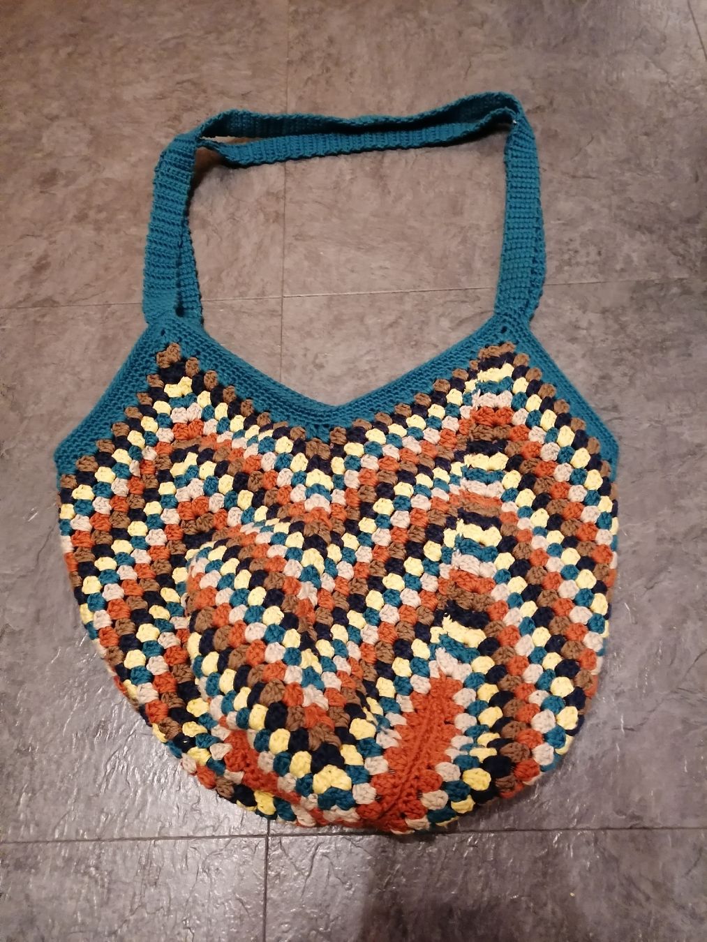 Borse: Handmade Häkeltasche gross, mit Reissverschluss – Nuovo (secondo la descrizione) da Leuk-Stadt venduto da See_Lin 1