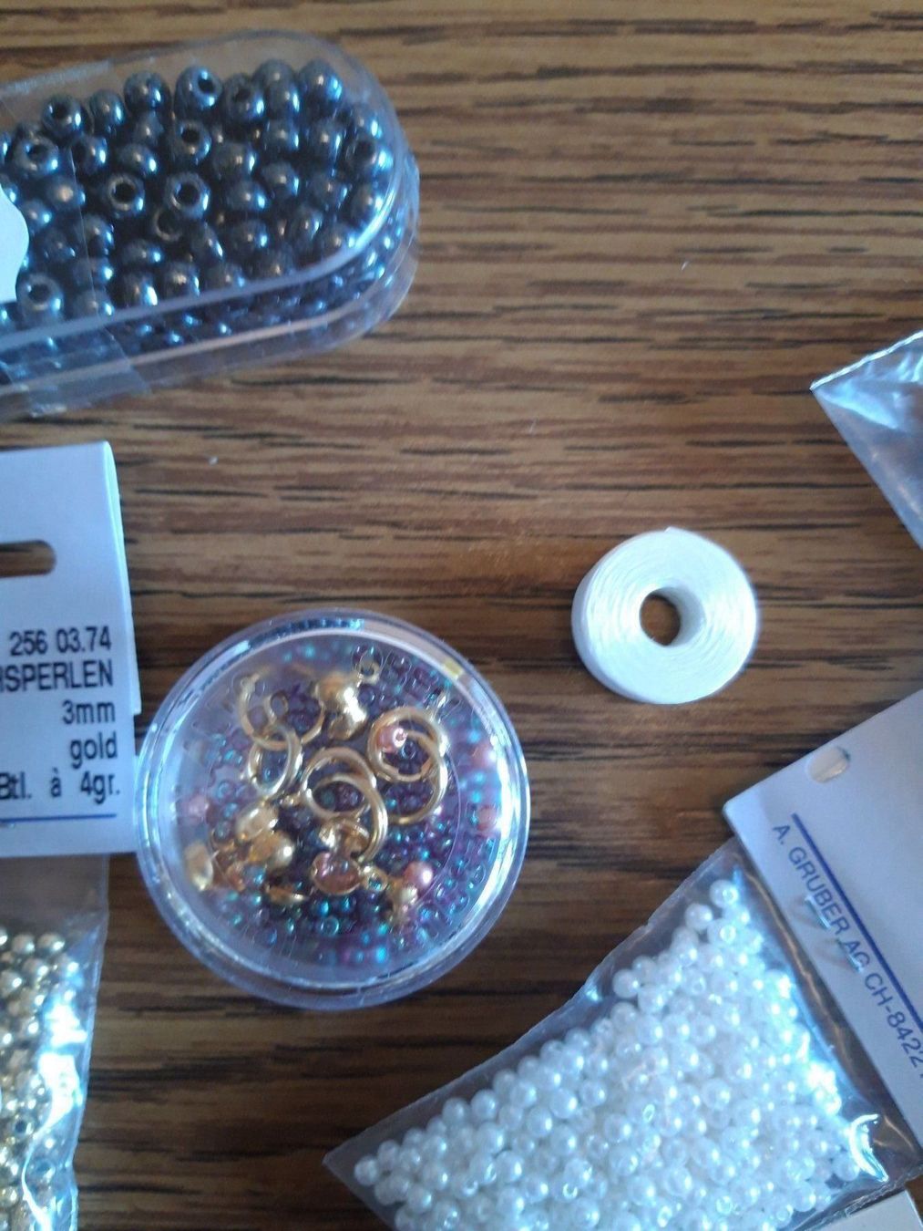 Perle (finte): Perlen Verschlüsse Bindfaden für Schmuck – Nuovo (secondo la descrizione) da Escholzmatt venduto da Stern777 1