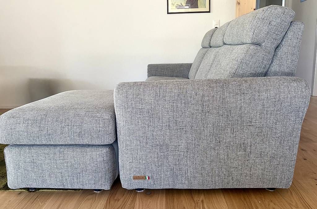 Sofas: Canapé Ravezza Poltrone Sofa quasi neuf – Gebraucht aus Lavigny von flo_5n9b 2