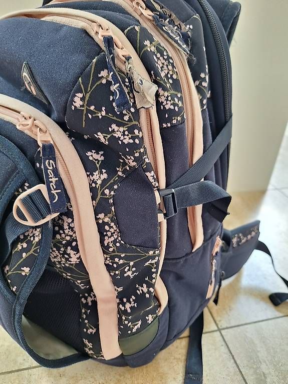 Porte-bébés ventraux & dorsaux: Satch Bloomy Breeze - Dunkelblau – D'occasion à Chur par weinher 2