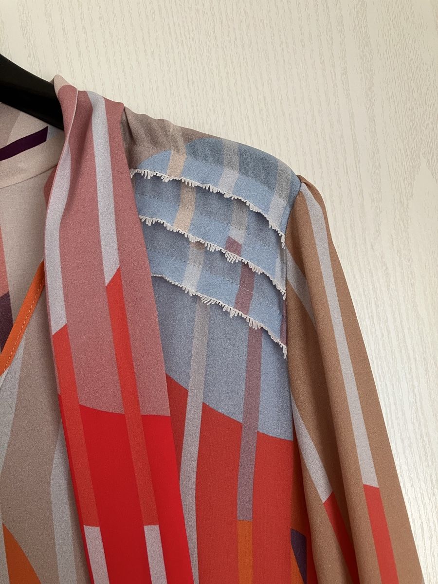 Marc Cain Robes: Marc Cain schönes Kleid N4/ 40 – D'occasion à Weiningen ZH par moon-55 2