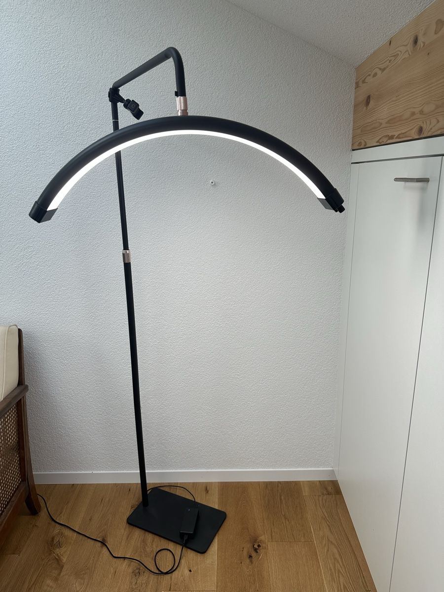 Lampes: Kosmetiklampe, Stehlampe – D'occasion à Bertschikon par mar_scp7