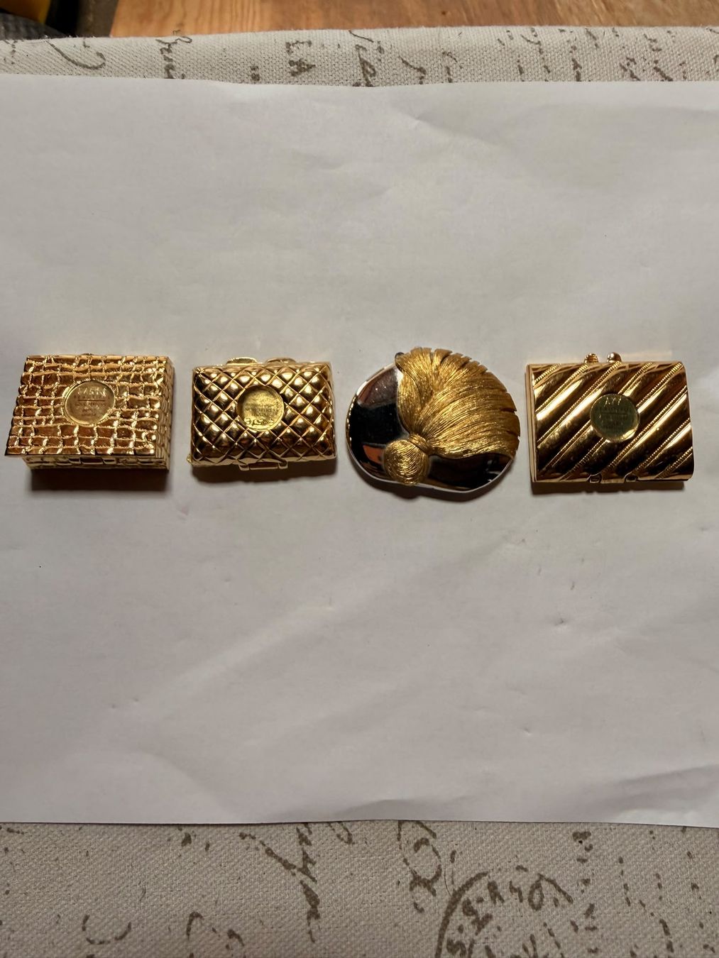 Estée Lauder Parfum & Eau de Toilette: 4x ESTEE LAUDER Solid Perfume Vintage goldfarben – Gebraucht aus Seon von _mavvy_