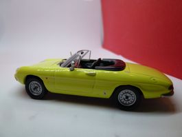 Alfa Romeo Spider 1600 - 1968 hellgrün = selten ! - China
