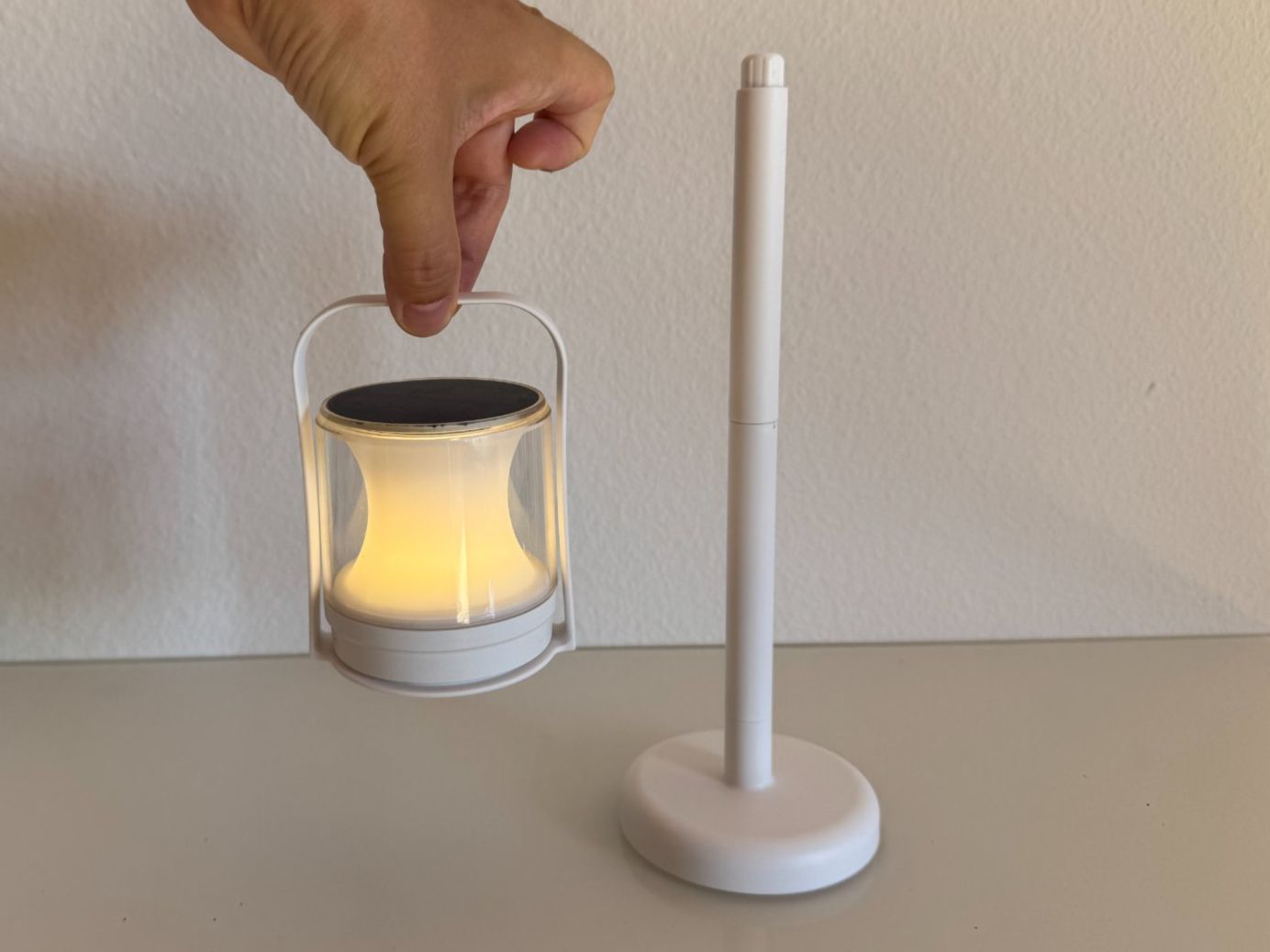 Lampade: Solar Tischlampe (verschiedene Farben) – Usato da Schlieren venduto da Edgar_k