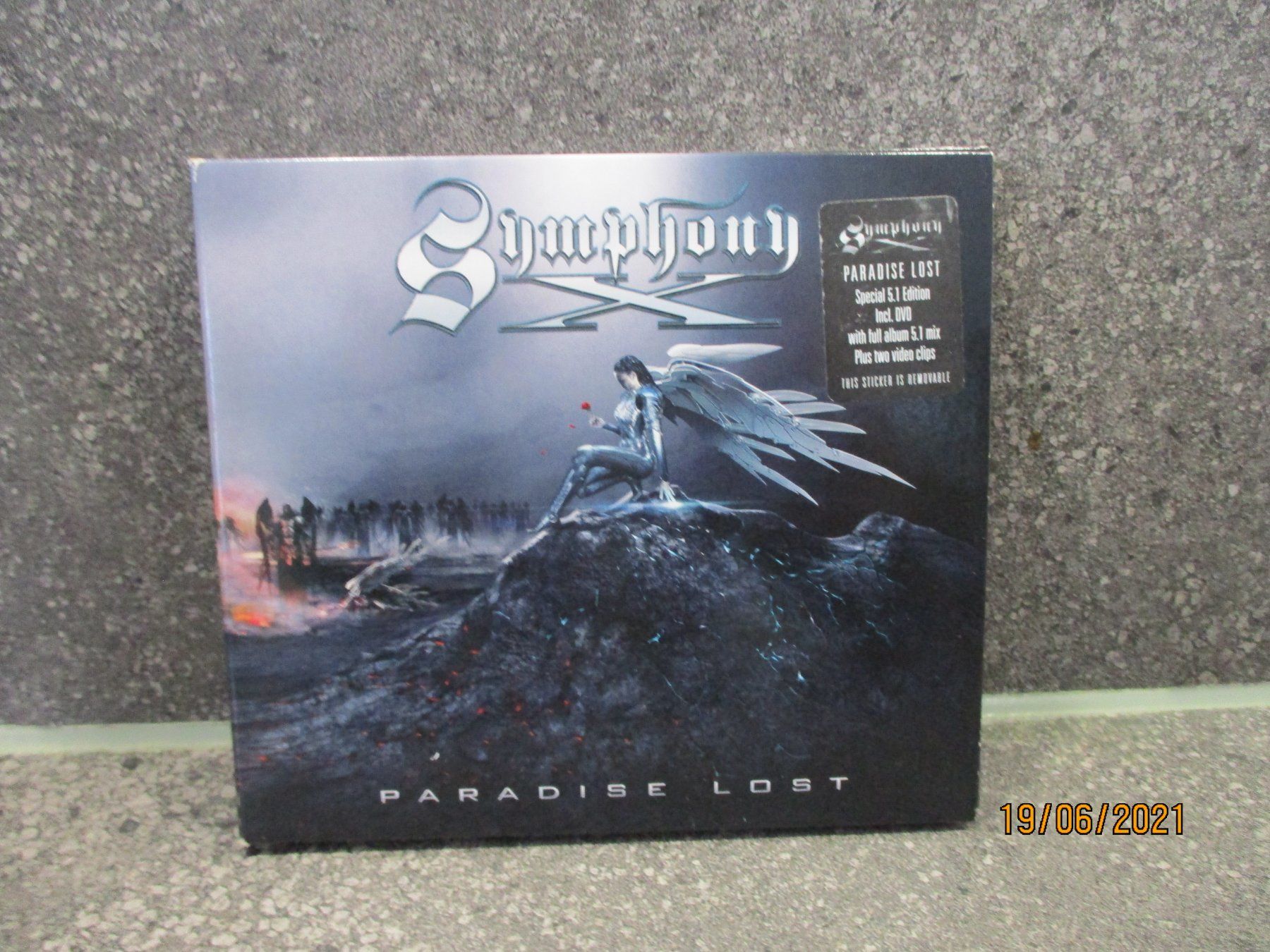 CDs: Symphony X -  Paradise Lost (CD + DVD) – Gebraucht aus Liestal von Disc-Point
