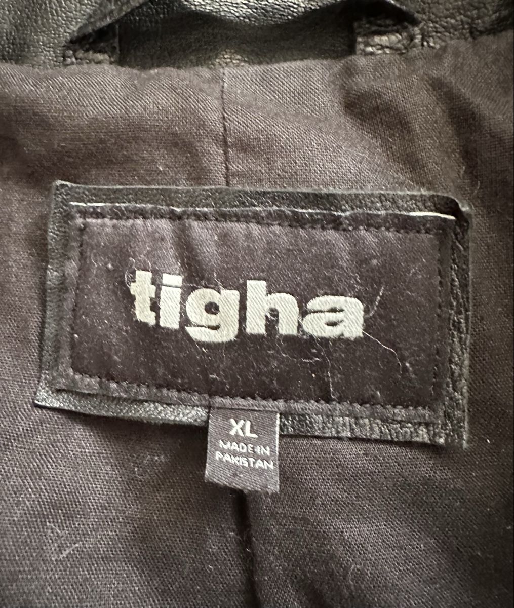 Jacken: Tigha Leather Jacket - Black, XL - Great Condition! – Gebraucht aus Zürich von megastored 4