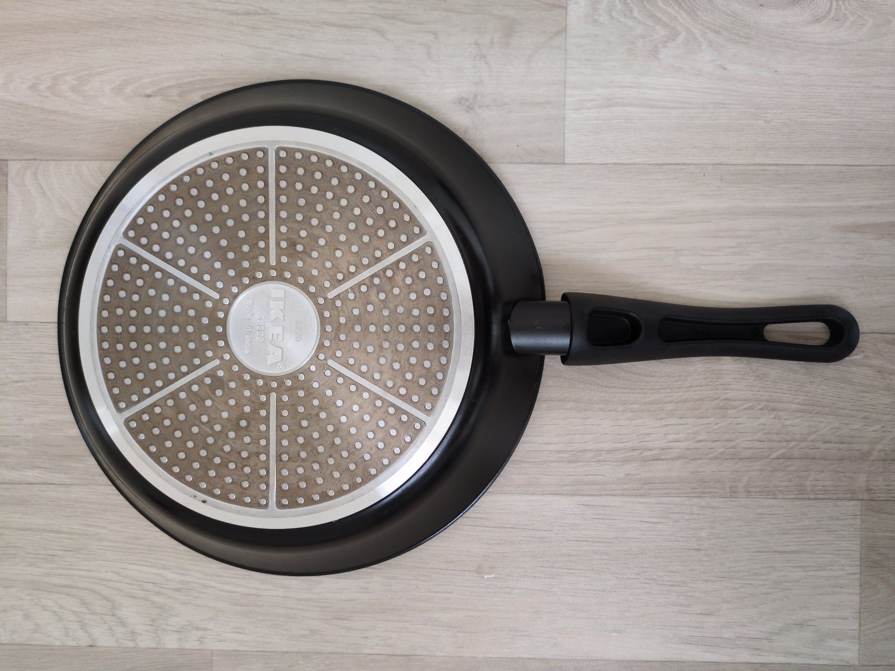 Ikea Padelle: Pfanne Bratpfanne 28cm – Nuovo (secondo la descrizione) da Zürich venduto da funfundfunfzig 1