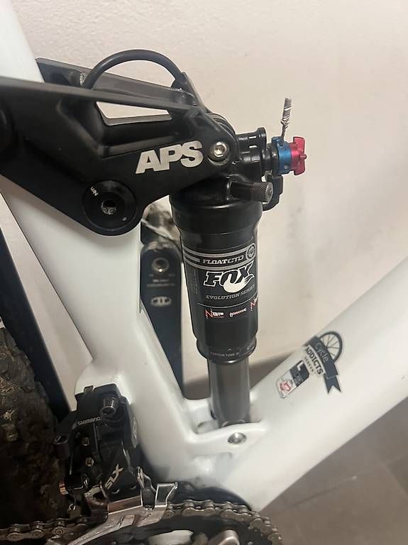 BMC Biciclette: VTT BMC FourStroke02 en Carbone, Taille L – Usato da Versoix venduto da sad_2cl8 4