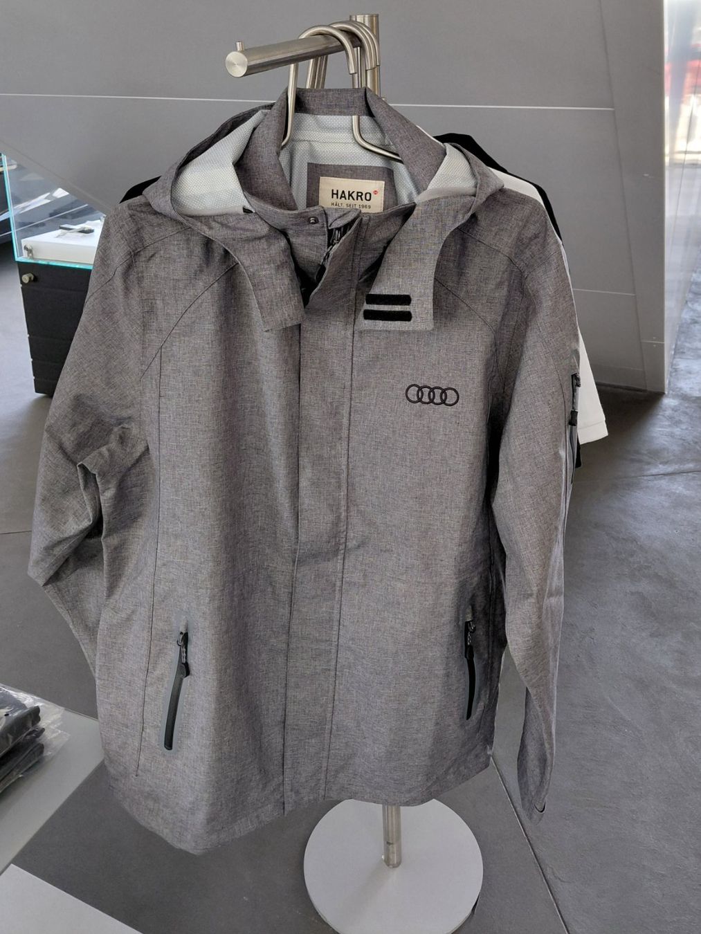 Giacche: Audi Hardshelljacke Herren L – Nuovo (secondo la descrizione) da Bern venduto da amagbern