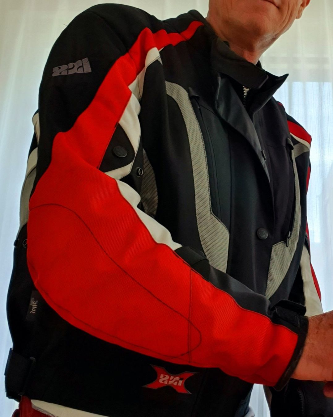 Giacche: Motorradbekleidung – Usato da Bazenheid venduto da Pfritschi0 2