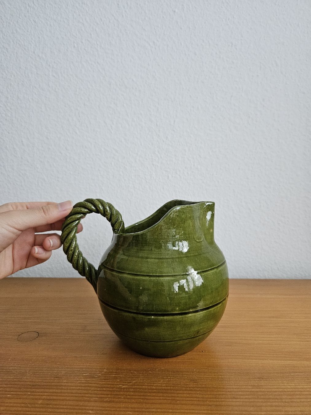 Vasen & Gefässe: Vintage grüner, runder Krug oder Vase von Vallauris – Gebraucht aus Wiezikon b.Sirnach von wiezikon.vintage 2
