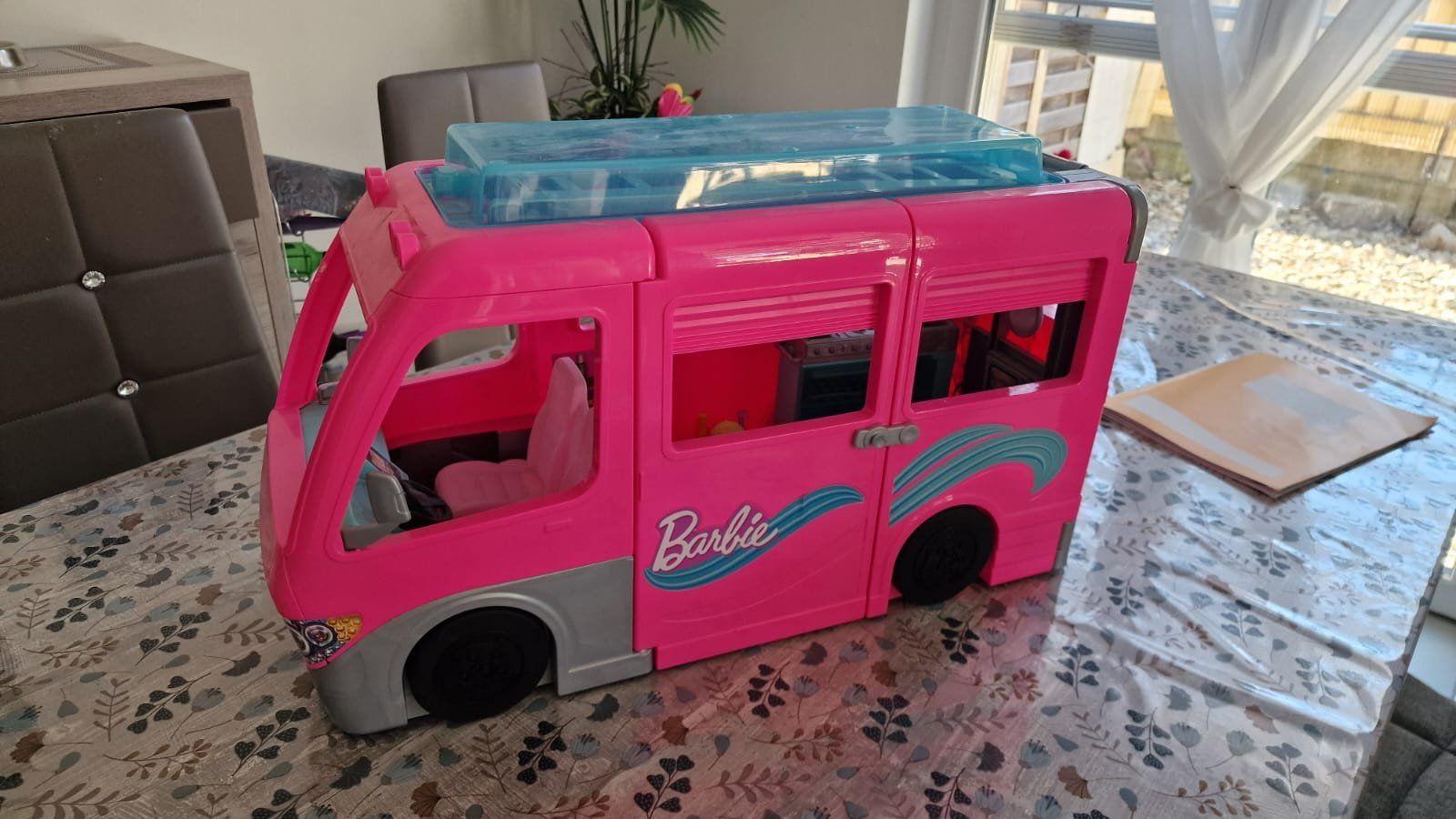 Giocattoli: Barbie Flugzeug & Wohnmobile mit Rutsche – Usato da Bäretswil venduto da Bubi074 1