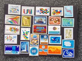 STAMPS FOR PEACE UNITED NATIONS NEW YORK 26 Marken ungest.