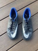 Chaussures de foot Nike 38