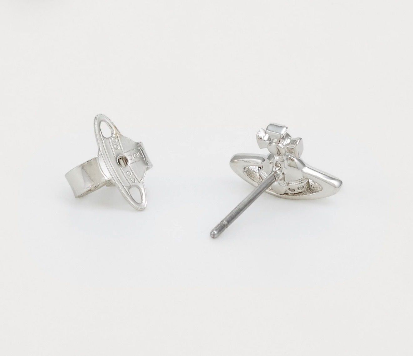 Orecchini pendenti & Orecchini a lobo: VIVIENNE WESTWOOD LORELEI SINGLE STUD - EINZELNER OHRING – Nuovo e nell'imballaggio originale da Oberaach venduto da Dandy2021 1