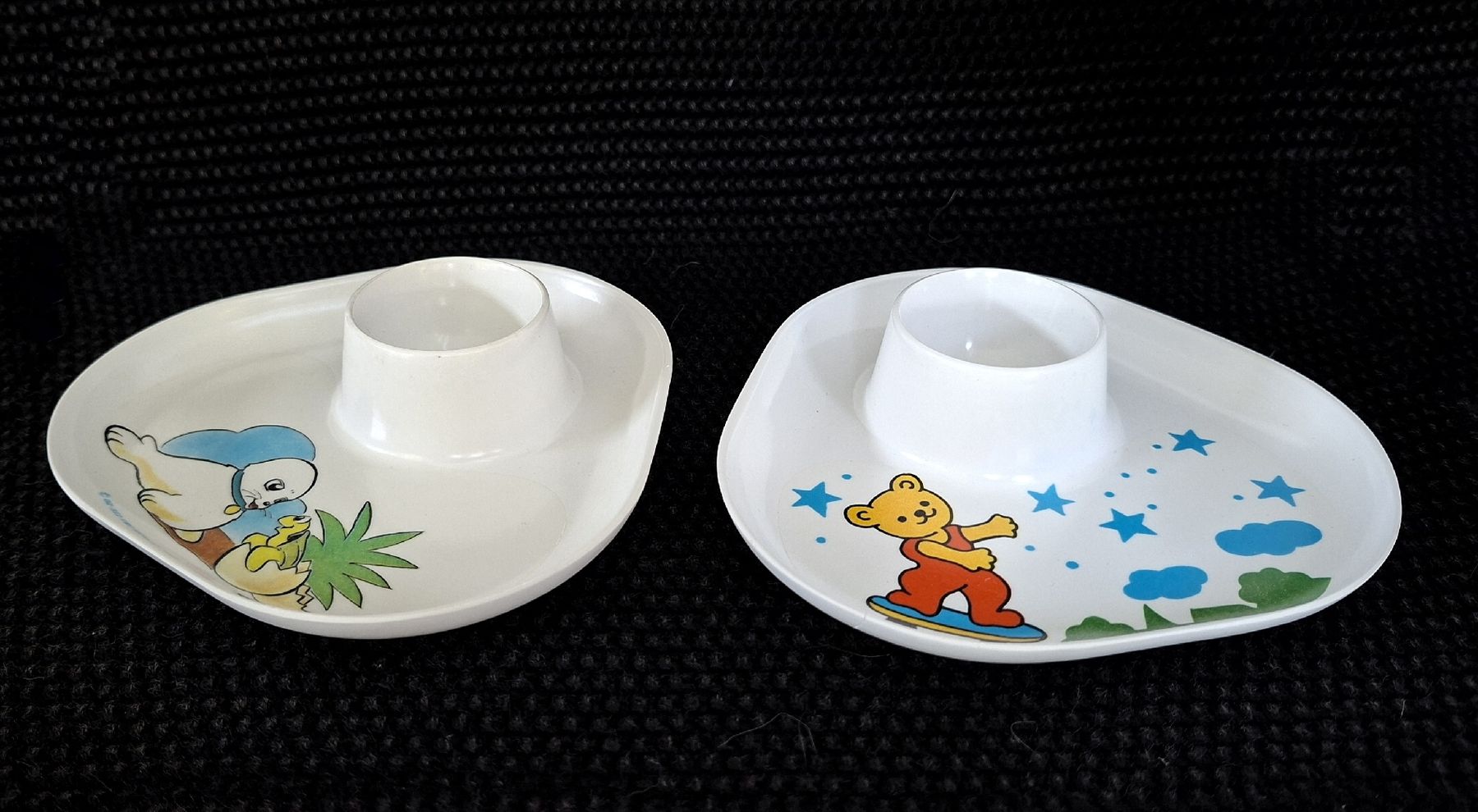 Altre Stoviglie: Zwei vintage Eierbecher mit kindlichen Motiven  – Usato da Dietikon venduto da Magi2 1