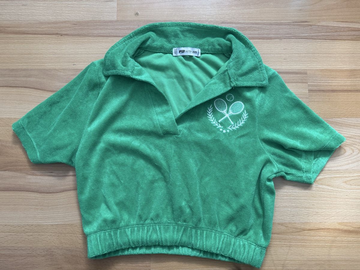 T-shirt: Grüne Sporttshirt – Usato da Bettlach venduto da valishop
