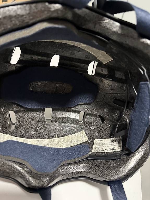 Caschi: Casco bici o skateboard – Usato da Massagno venduto da ele_5tss 3