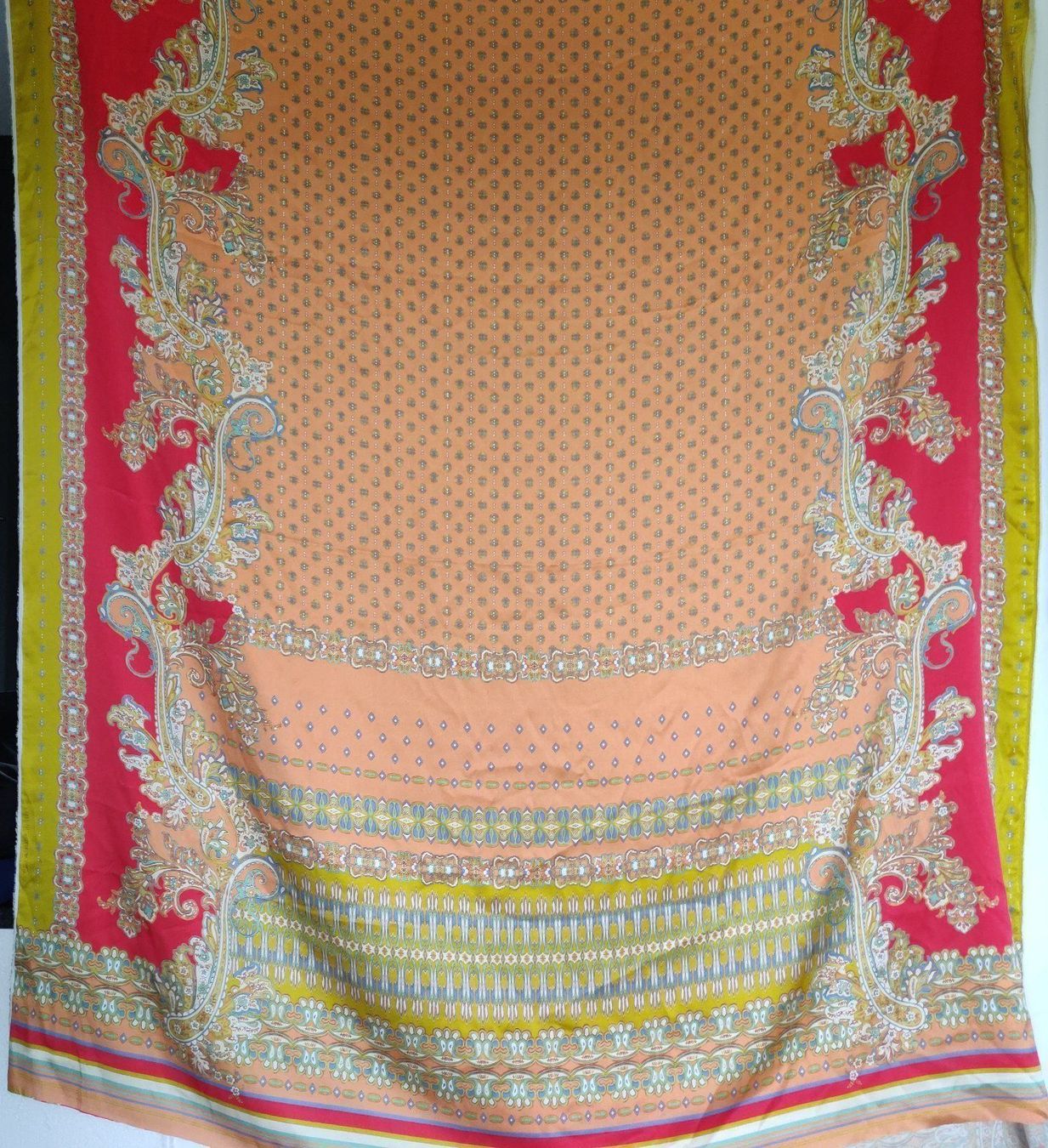 Stoffe: Designer Seide 95% Elastan 5% aus Italien 1.50x1.40m Panel – Neu (gemäss Beschreibung) aus Lufingen von Voyager7 2