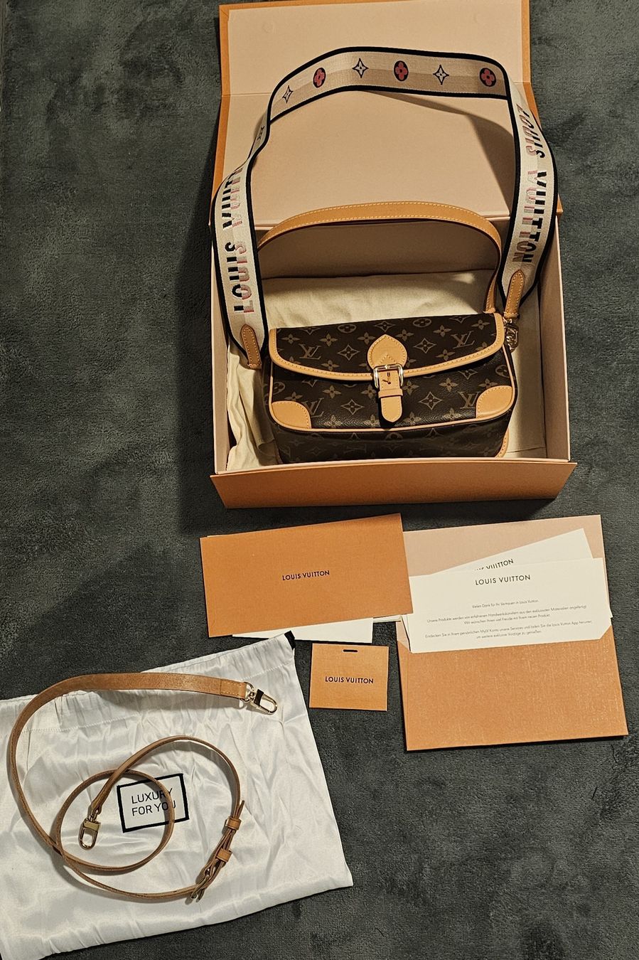 Louis Vuitton Borse da donna: Louis Vuitton Diane – Nuovo (secondo la descrizione) da Weite venduto da jes_57jk 1
