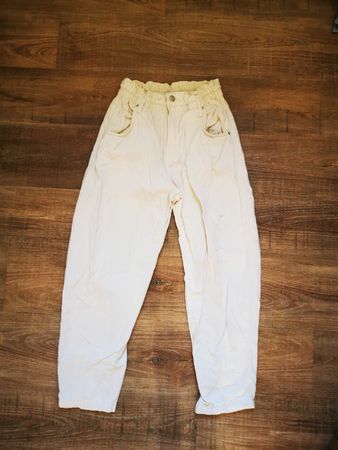 Hosen Bershka beige Grösse 38 guter Zustand