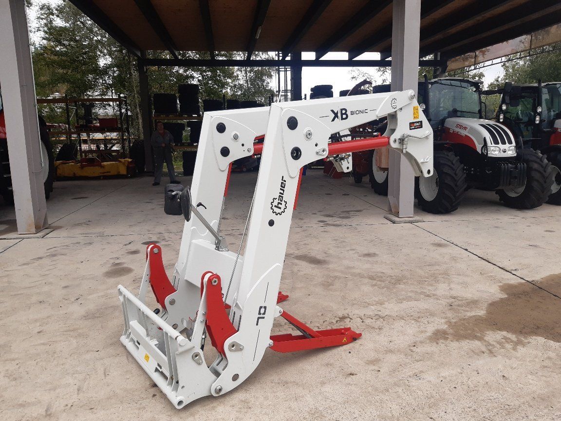 Steyr Traktoren: Frontlader Hauer XB70 Neu – Gebraucht aus Gettnau von jeh_yf6z